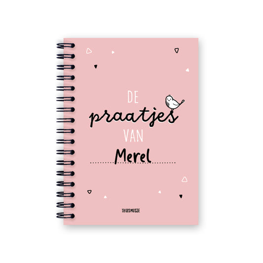 digitaal vooraanzicht roze uitsprakenboekje, met tekst de praatjes van ... handgeschreven naam Robin op stippellijn.