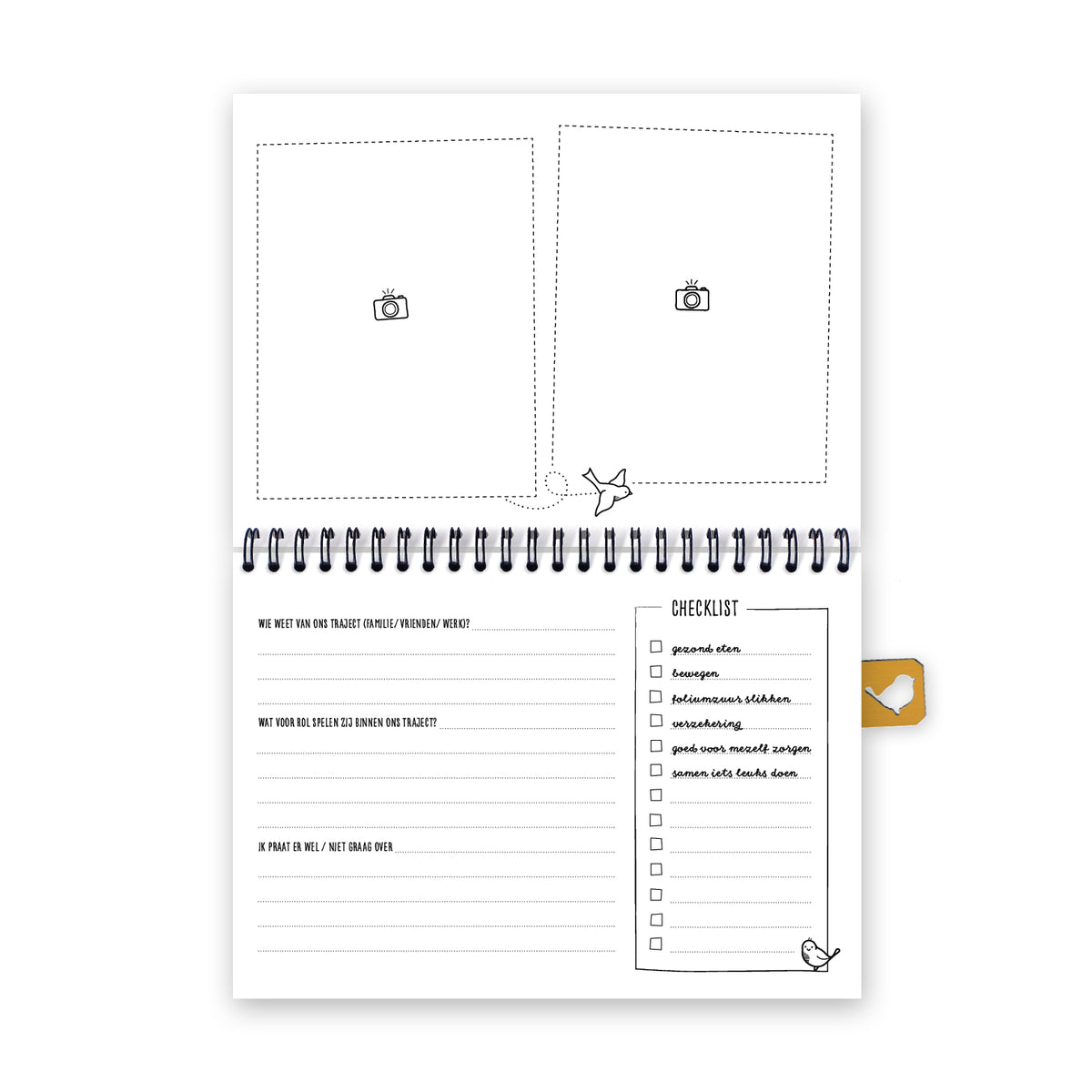 Vooraanzicht van vervolg eerste pagina's met ruimte om foto's in te plakken, checklist in te vullen en nog meer vragen met schrijfruimte. 
